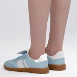 Kolorowe sneakersy Błękitne – Veylisse, widok od tyłu