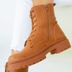 Botki w stylu militarnym Camelowy – Dalira 3