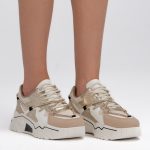 Modne sneakersy damskie Złoty camel – Carmira, widok z przodu