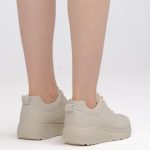 Sneakersy jednokolorowe Beżowe – Myrella, widok od tyłu