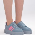 Sneakersy na grubej podeszwie w stylu retro Błękitne – Lysandra, widok z przodu