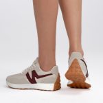 Sneakersy retro Fango – Halivra, widok od boku, lewy but odchylony w bok