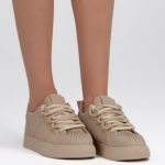 Sneakersy z grubymi sznurówkami Beżowe – Trivanna, widok z przodu
