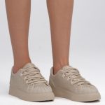 Sneakersy z kryształkami Beżowe – Gemoria, widok z przodu
