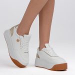 Sneakersy z ozdobami na wysokiej platformie Białe – Emoria, widok z przodu