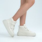 Wysokie sneakersy na platformie – Beżowy, widok z boku