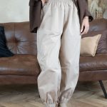 Spodnie materiałowe szerokie ze ściagaczami Beżowy – Flowenne 4