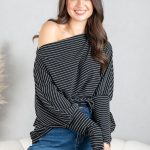Bluzka dekolt woda w paski Czarny – Lyvarra 2