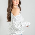 Bluzka dekolt woda w paski Biały – Lyvarra 2