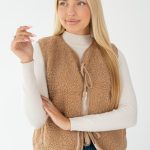 Kamizelka baranek wiązana Camelowy – Celirra 2