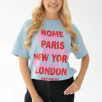T-shirt damski z nadrukiem miast Niebieski – Romivra 1