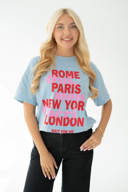 T-shirt damski z nadrukiem miast Niebieski – Romivra 1