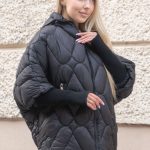 Kurtka pikowana swetrowe rękawy Czarny – Swevarra 2