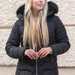 Kurtka zimowa pikowana kaptur z futerkiem Czarny – Quivanne 2