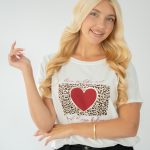 T-shirt damski z nadrukiem serce i panterka – Panerra 4