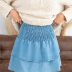 Damska spódnica mini z falbaną Jasny jeans – Falvenne 1