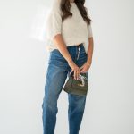 Sweter gładki basic z okrągłym dekoltem Beżowy – Lorivienne 3