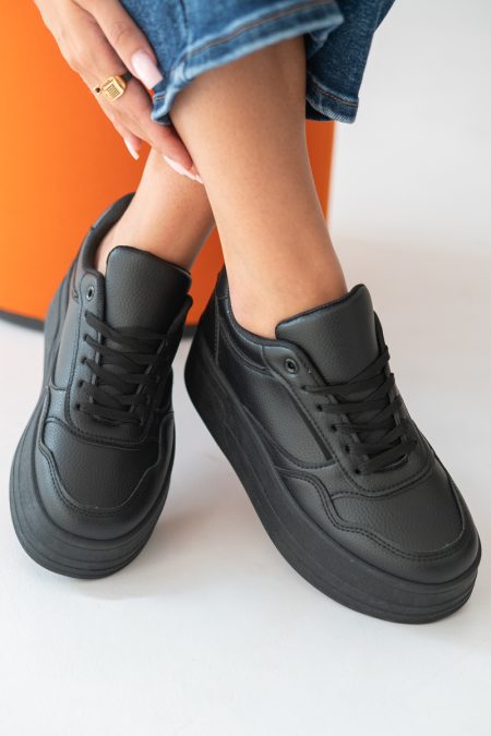 Sneakersy na wysokiej platformie Czarne – Rosavine 1