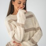 Sweter w pasy oversize Beżowy – Nalverra 1