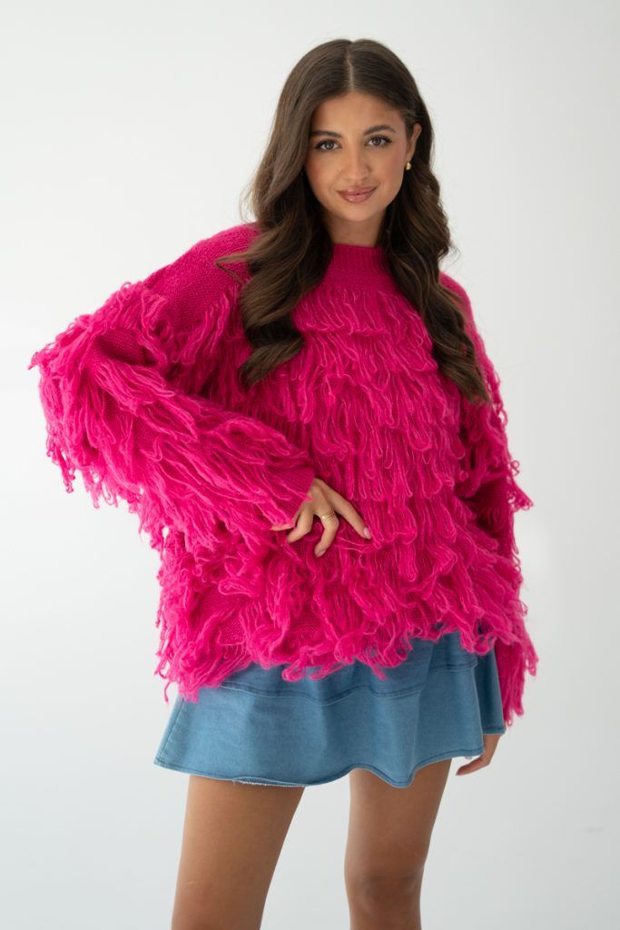 Sweter z frędzlami boho Różowy – Solyssa 1