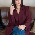 Marynarka sportowa zapinana na zamek Bordowy – Pantrisse 4