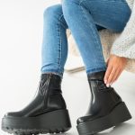 Botki na koturnie w stylu chunky Czarne – Camivra 2