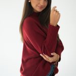 Sweter nietoperz oversize Bordowy – Loravie 4