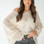 Sweter oversize serce Beżowy – Cardivra 1