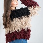 Kolorowy kardigan z frędzlami Czarny – Clarynne 3