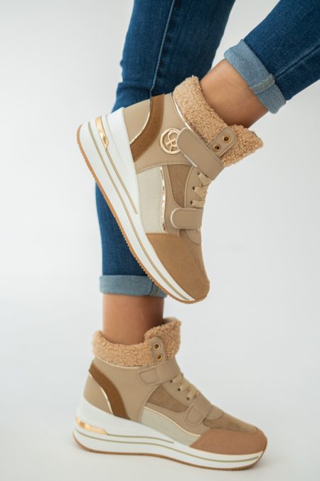 Sneakersy na rzepy z futrem wewnątrz Fango – Zenyra