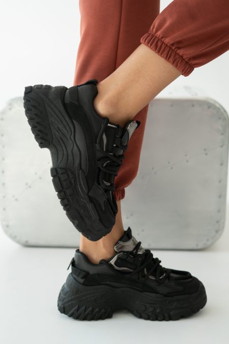 Sneakersy dad shoes Czarne – Vivanea 1