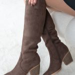 Wysokie kozaki damskie zamszowe casual Czekoladowe – Orivane 3