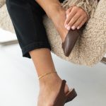 Czółenka z odkrytą piętą na słupku Czekoladowe – Paliora 3