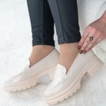 Klasyczne loafersy Beżowe – Favynne 2