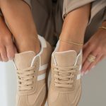 Sneakersy damskie zamszowe z paskami Fango – Lysira 3