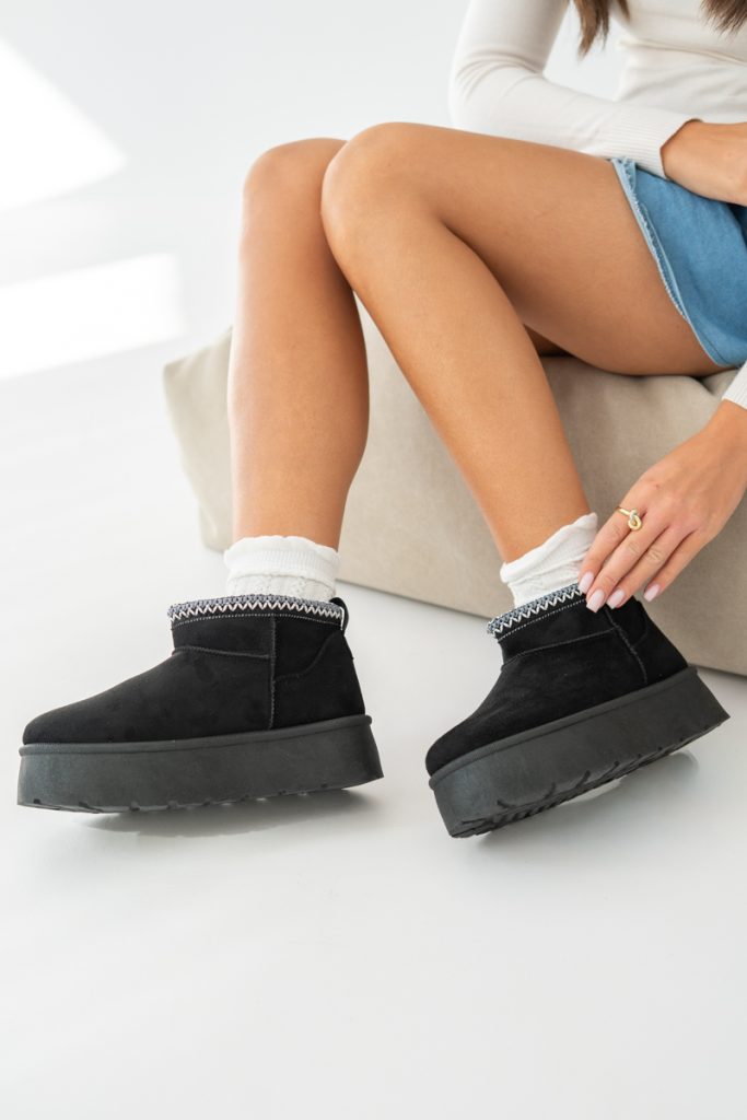 Niskie botki zamszowe z dzianinową cholewką Czarne – Meliora 2