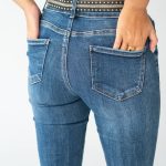 Jeansy damskie dzwony z paskiem – Beltrisa 4