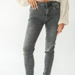 Spodnie jeansowe push up – Flaryssa 1