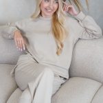 Bluza z naszywką 100% natural + spodnie ze ściagaczami Beżowy – Naturynne 6