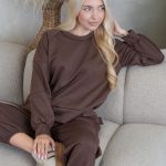 Bluza z naszywką 100% natural + spodnie ze ściagaczami Czekoladowy – Naturynne 2