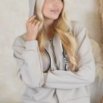 Dwuczęściowy komplet dresowy z kapturem Beżowy – Chebryssa 5