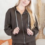 Dwuczęściowy komplet dresowy z kapturem Czekoladowy – Chebryssa 6