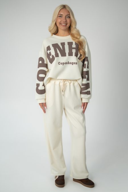 Komplet dresowy „Copenhagen” Ekri – Cophenya 1