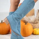 Stylowe kowbojki damskie na niskim obcasie Jeansowy – Arivelle 4