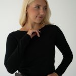Sweter z okrągłym dekoltem basic Czarny – Knitelle 3