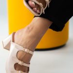 Stylowe klapki na obcasie Pudrowe – Thalisse 4