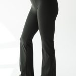 Komplet damski sportowy bluza z kapturem i legginsy Czarny – Athleira 3