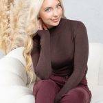 Sweter z półgolfem Czekoladowy – Halynira 6