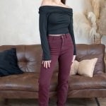 Jeansy mom fit z wysokim stanem – Mivora 1