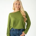 Sweter z wiskozy o klasycznym kroju Zielony – Basivora 1